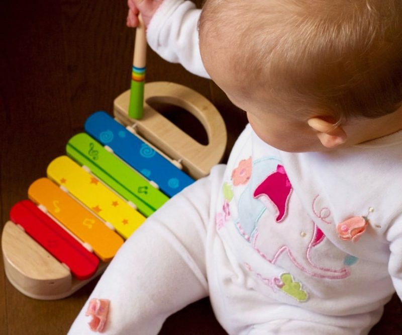 12 Incredible Benefits Of Musical Instruments For Toddlers